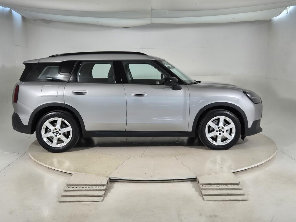 Mini Mini Countryman 2.0 48V D Essential auto
