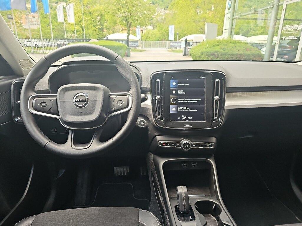 Volvo XC40 2.0 D4 Momentum Pro awd geartronic my21