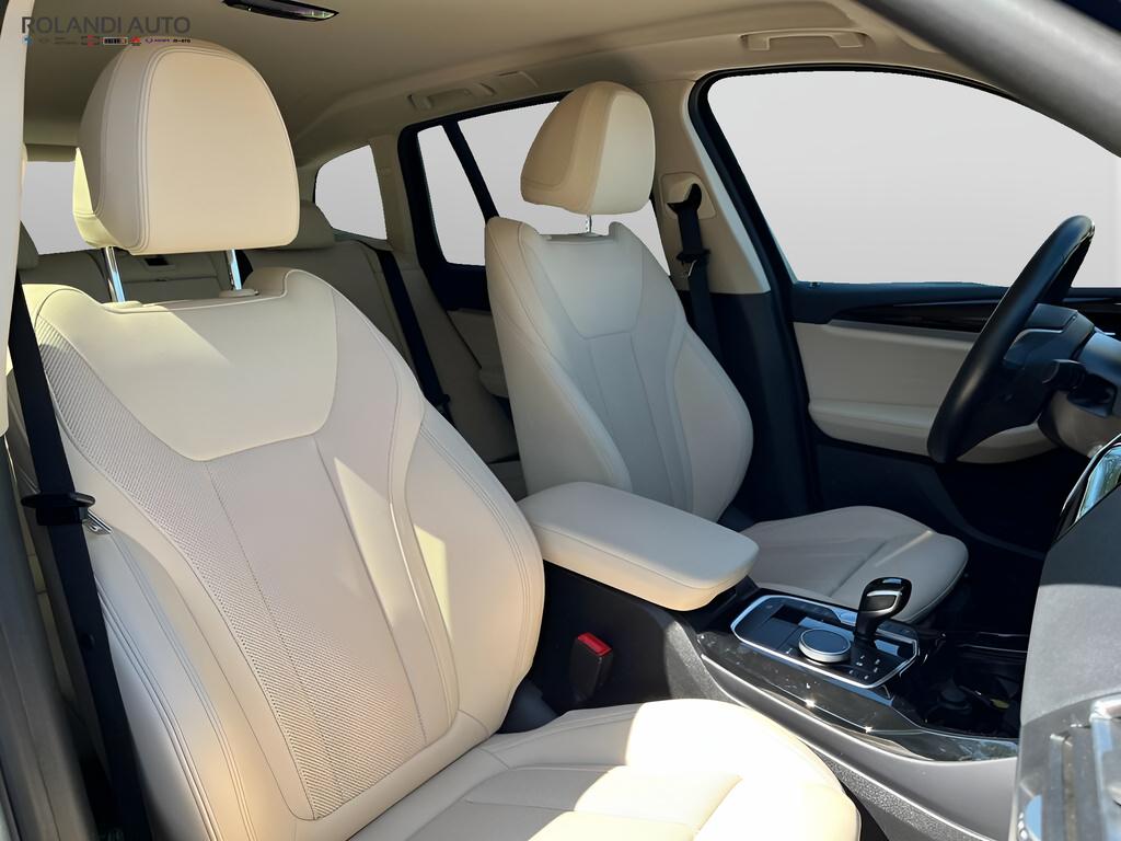 BMW X3 sdrive18d mhev 48V auto