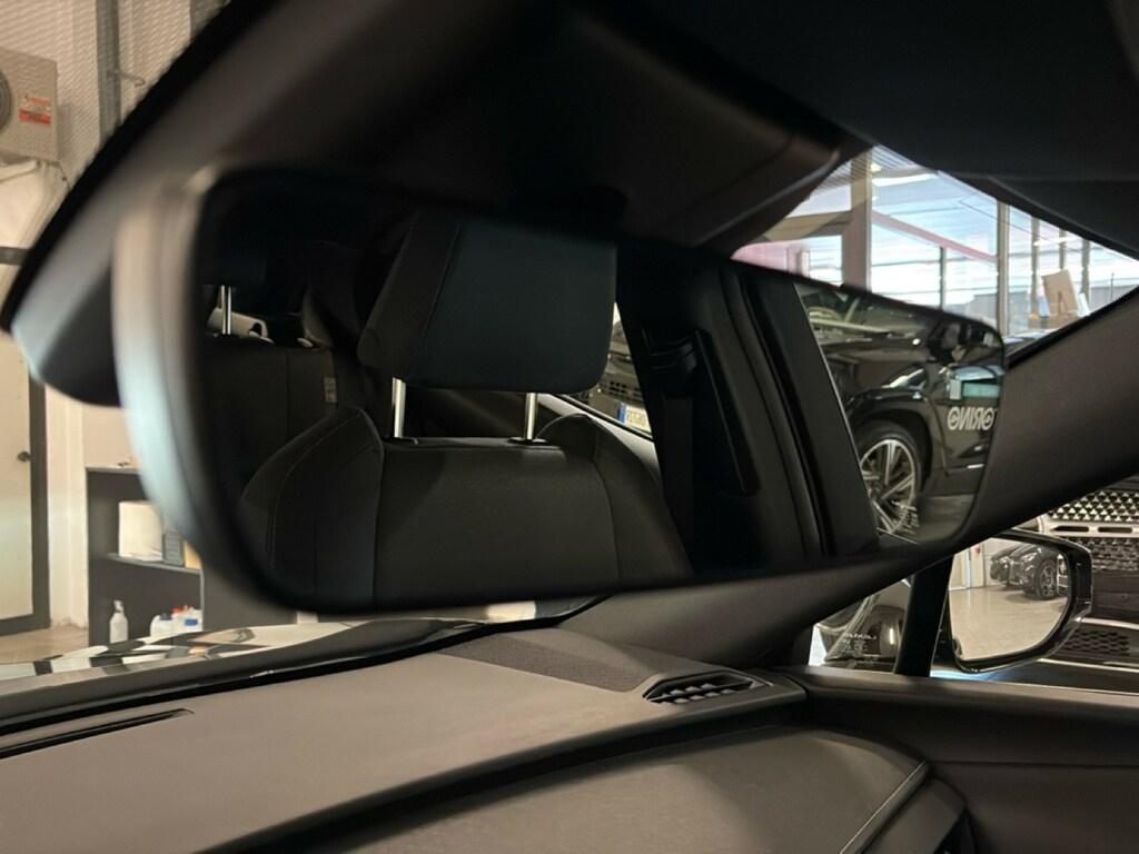 Lexus UX 250h 2.0 Urban 2wd cvt