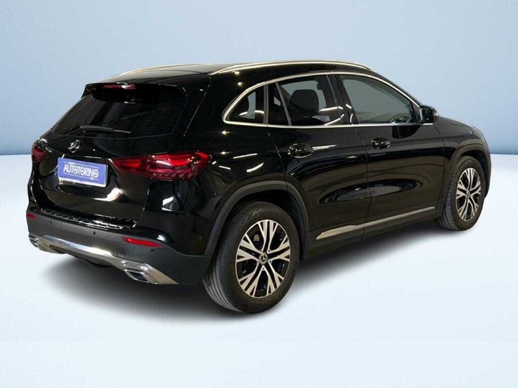 Mercedes GLA 180 d Progressive Advanced auto