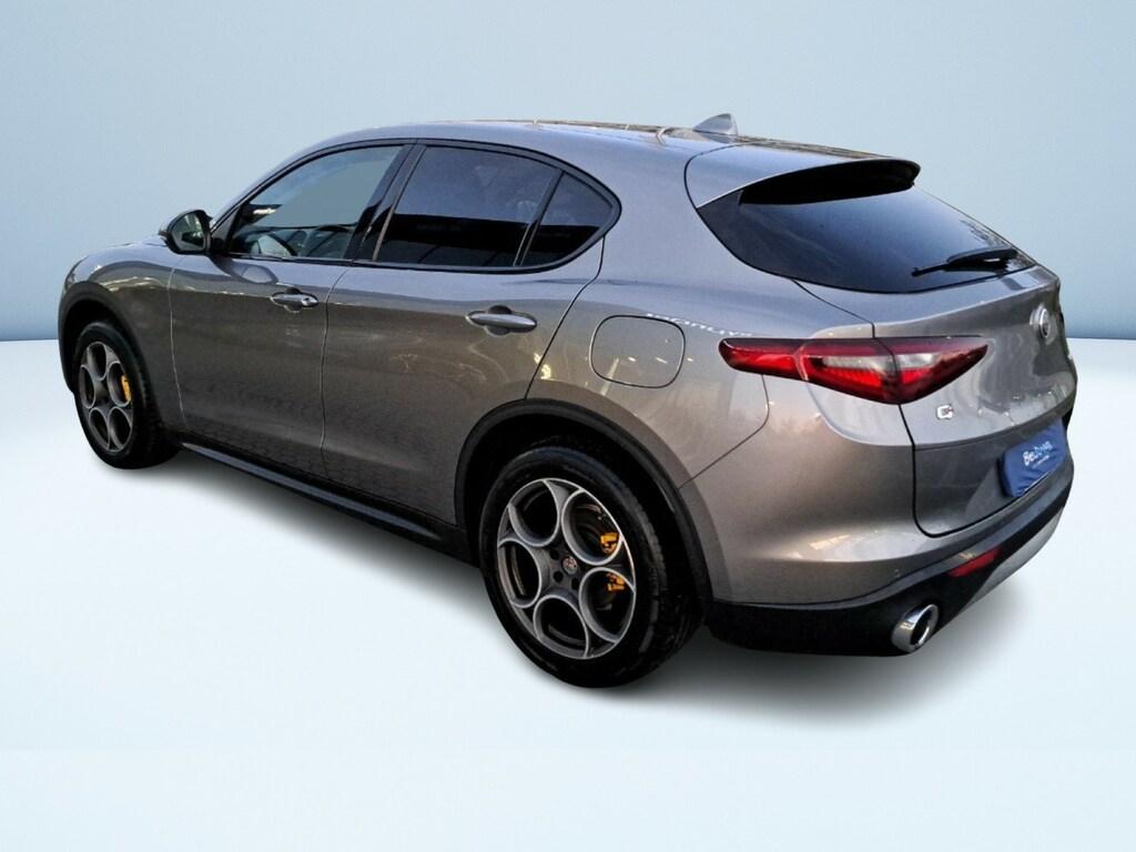 Alfa Romeo Stelvio 2.2 t Executive Q4 210cv auto my19