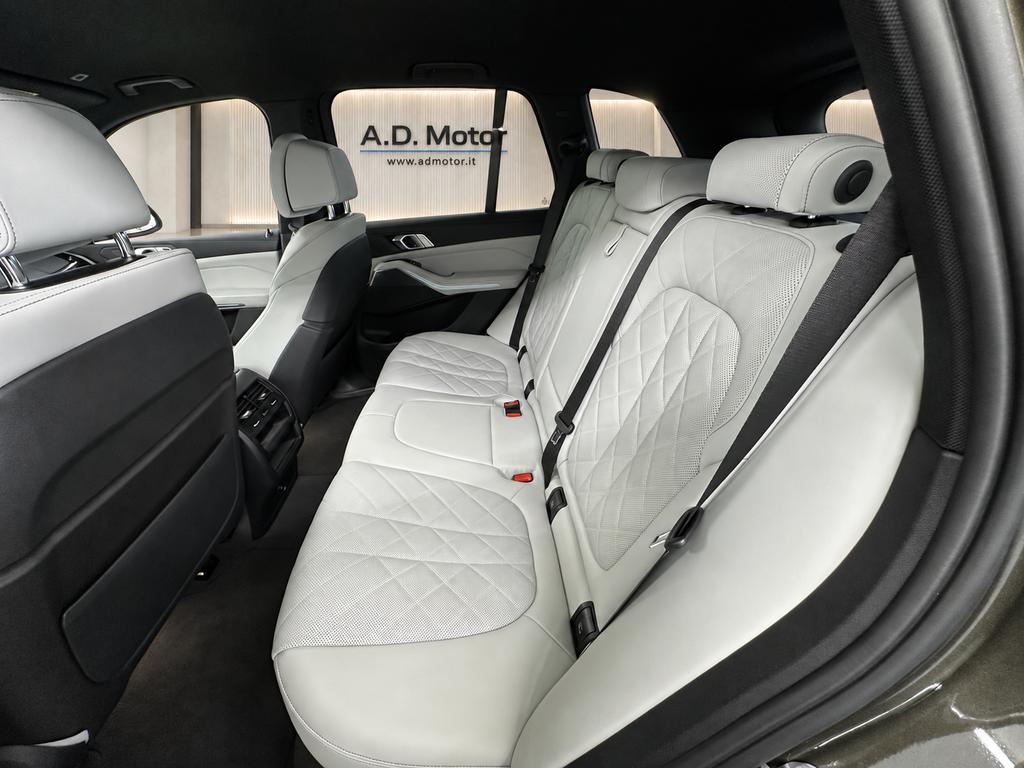 BMW X5 xdrive30d mhev 48V Msport auto