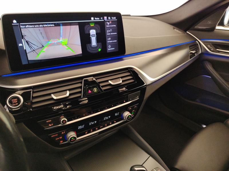 BMW Serie 5 530d Touring mhev 48V xdrive Msport auto