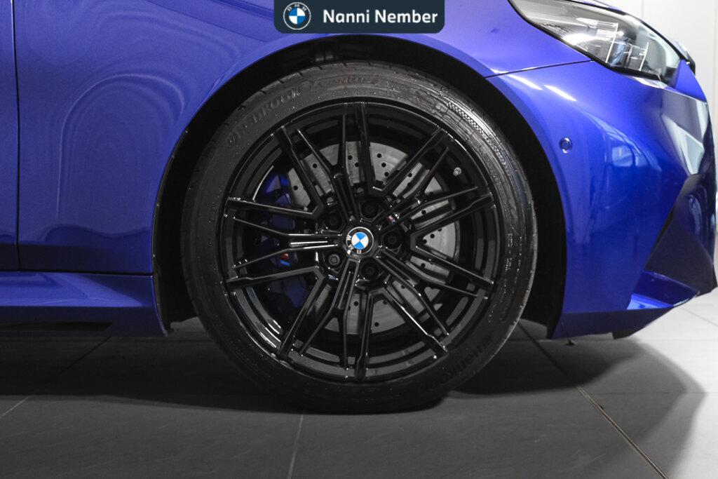 BMW M5 4.4 727cv auto