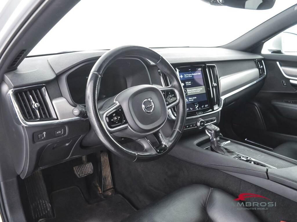 Volvo V90 2.0 D4 Momentum awd geartronic