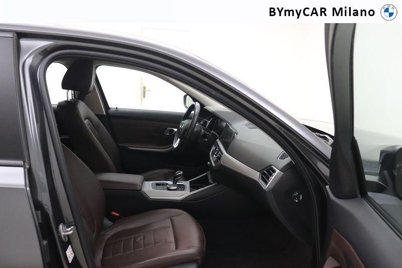 BMW Serie 3 320d mhev 48V xdrive Business Advantage auto