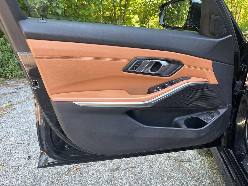 BMW Serie 3 320d Touring mhev 48V xdrive Luxury auto