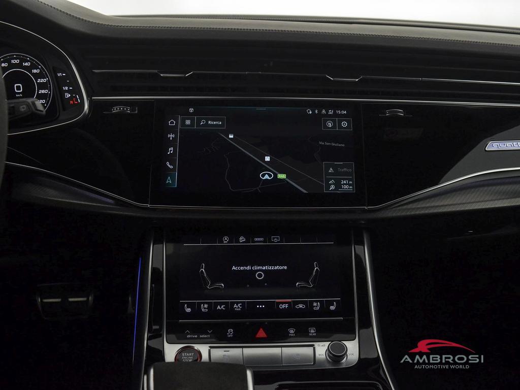 Audi Q8 RS 8 4.0 mhev quattro tiptronic