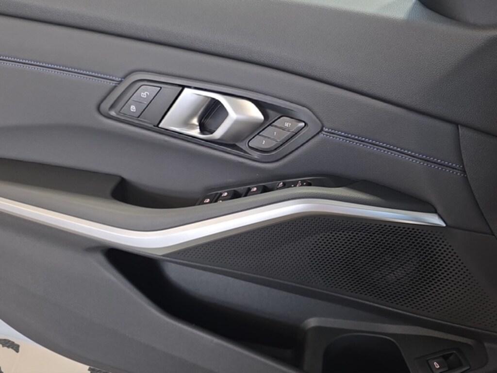 BMW Serie 3 320d Touring mhev 48V Msport xdrive auto