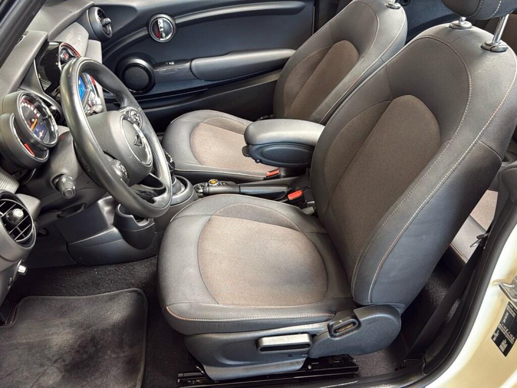 Mini Cooper Cabrio 1.5 Cooper Auto