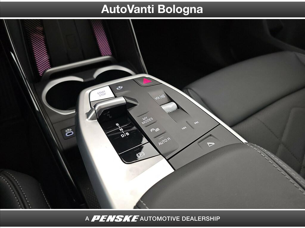 BMW iX1 edrive 20 X-Line