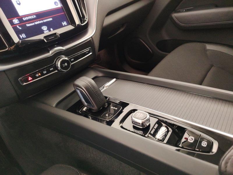 Volvo XC60 2.0 B4 Inscription awd auto my20