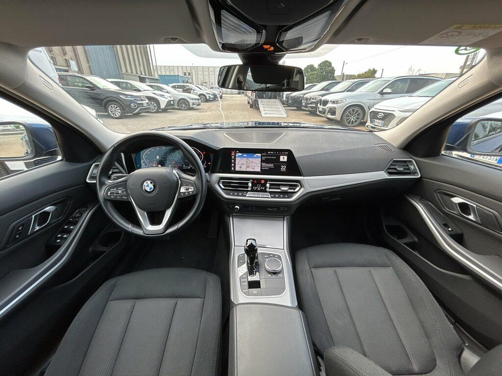 BMW Serie 3 320d Touring mhev 48V xdrive Business Advantage auto