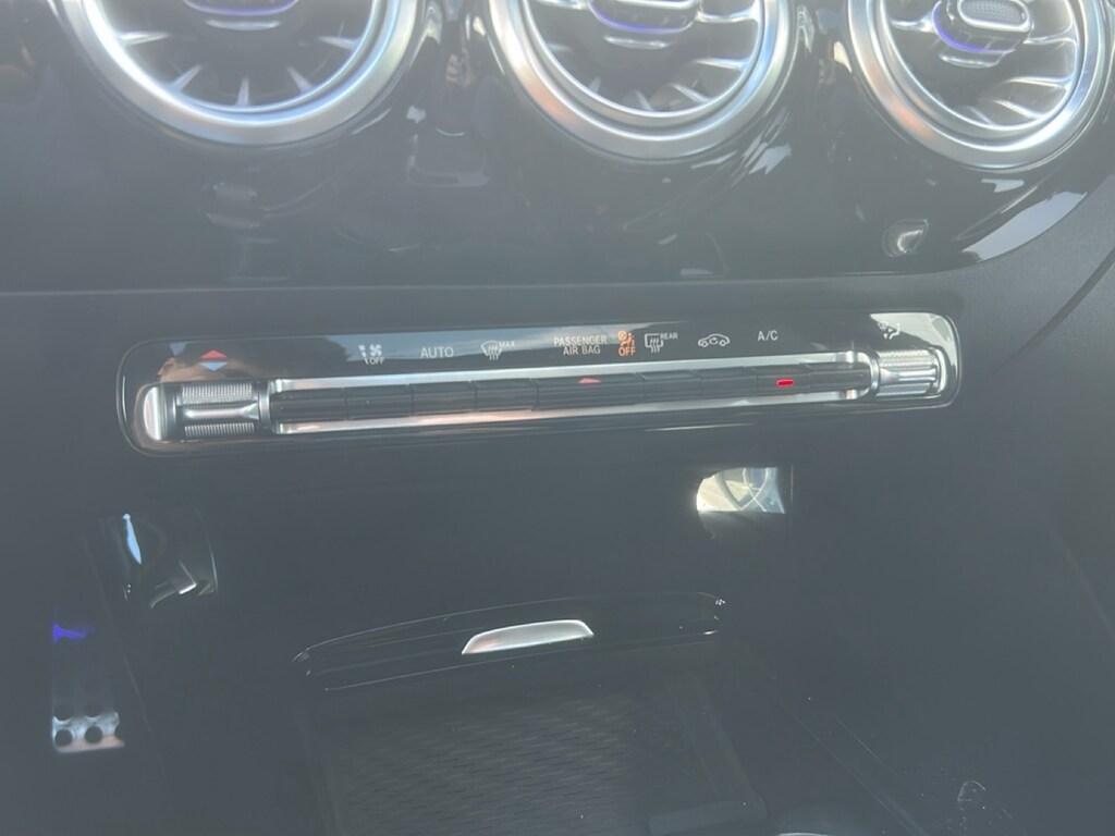 Mercedes CLA Shooting Brake 180 AMG Line Advanced Plus auto