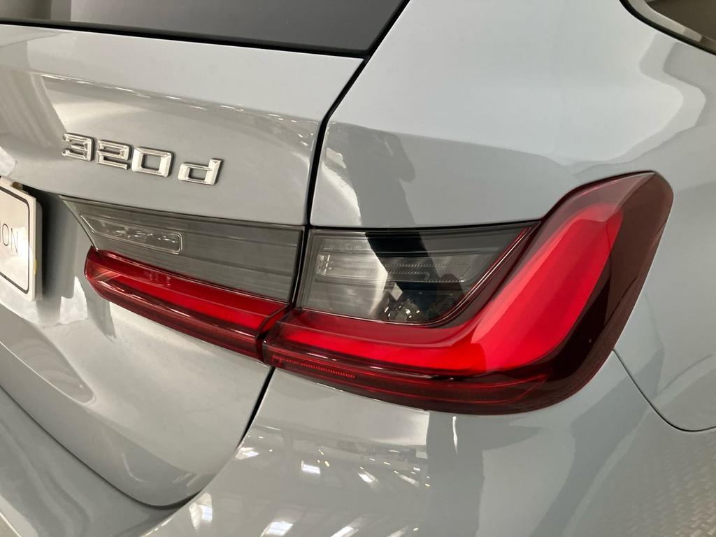 BMW Serie 3 320d Touring mhev 48V Msport xdrive auto