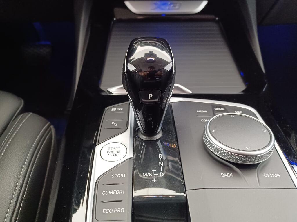 BMW X3 xdrive20d mhev 48V auto