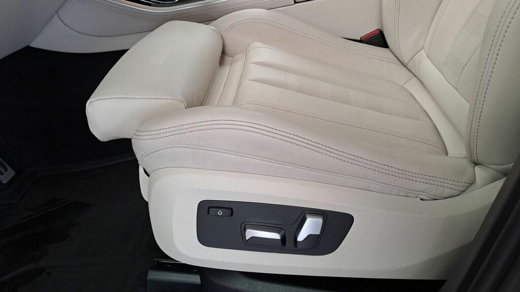 BMW X5 xdrive30d mhev 48V Msport auto
