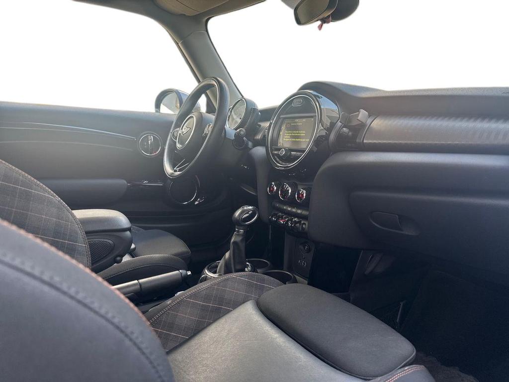 Mini Cooper D 1.5 D Cooper D Hype Auto