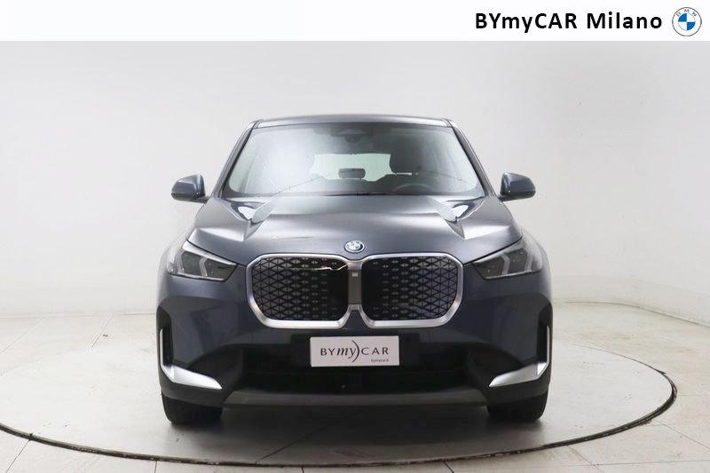 BMW iX1 edrive 20 X-Line