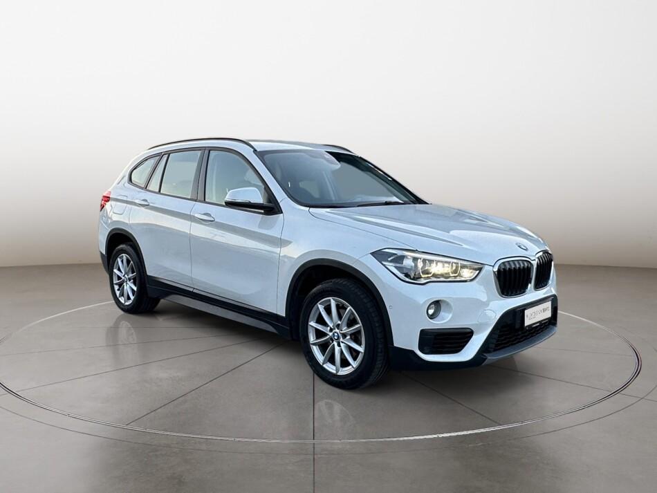 BMW X1 sdrive18d Business auto my18