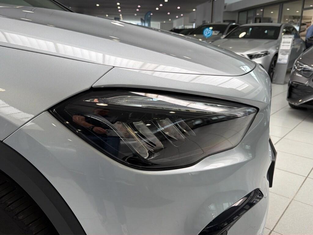 Mercedes GLA 180 d Progressive Advanced auto