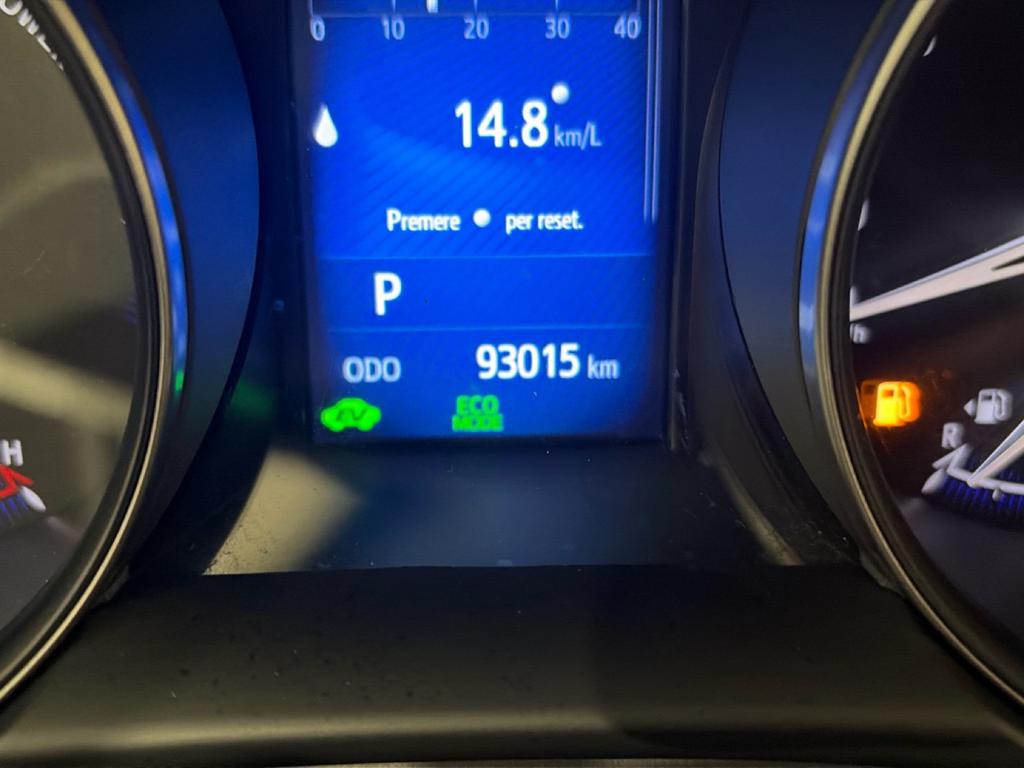 Toyota C-HR 1.8h Lounge 2wd e-cvt my18