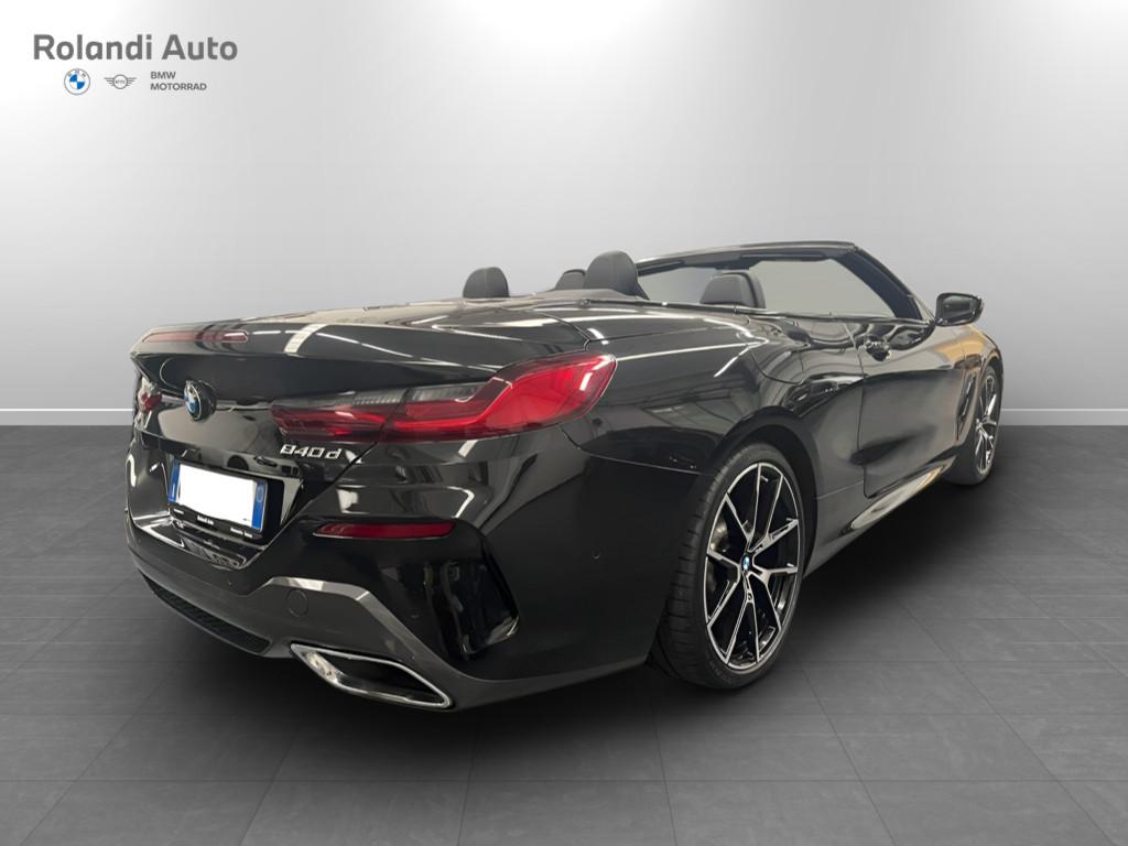 BMW Serie 8 840d Cabrio mhev 48V xdrive auto