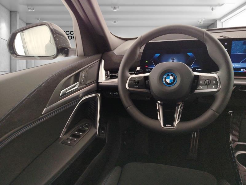 BMW iX2 edrive 20 MSport Pro