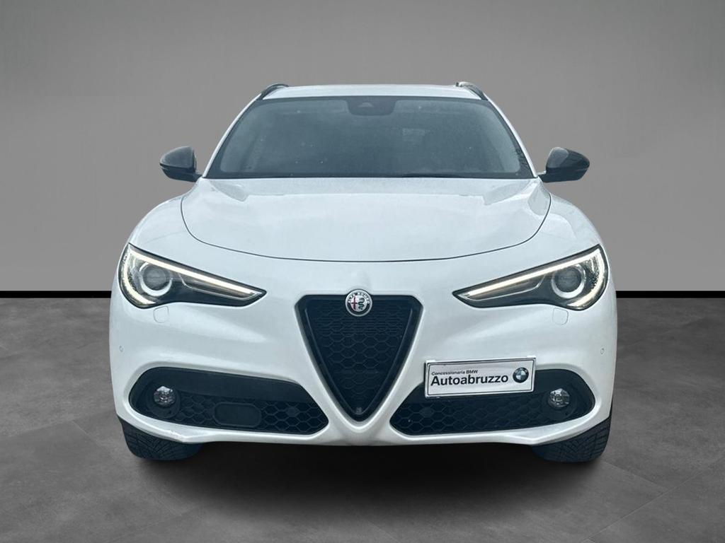 Alfa Romeo Stelvio 2.2 t B-Tech Q4 210cv auto