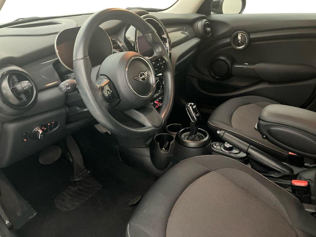 Mini Cooper 1.5 TwinPower Turbo Cooper Business DCT