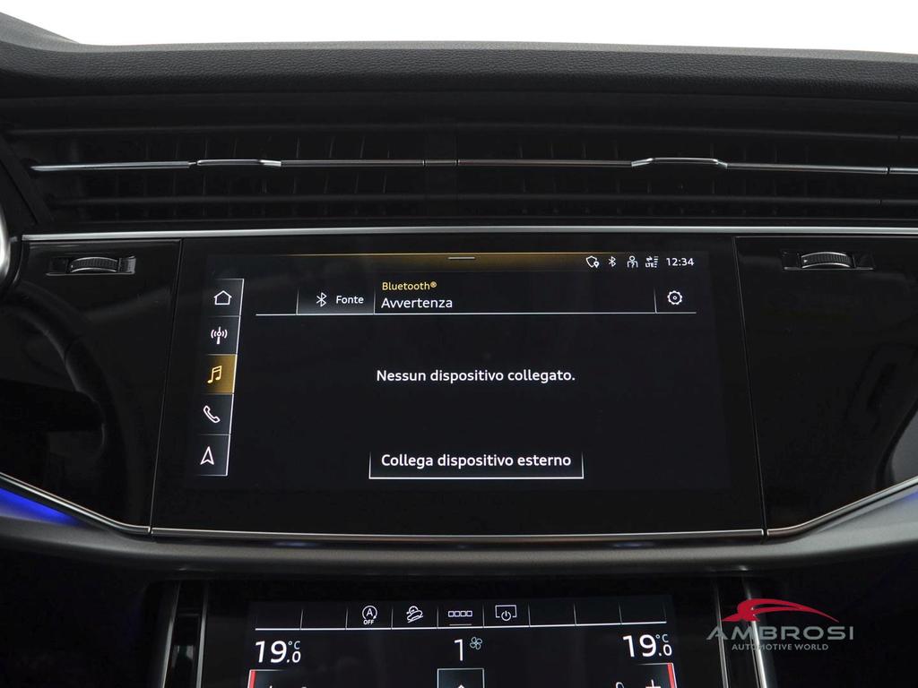 Audi Q7 45 3.0 tdi mhev Business quattro tiptronic