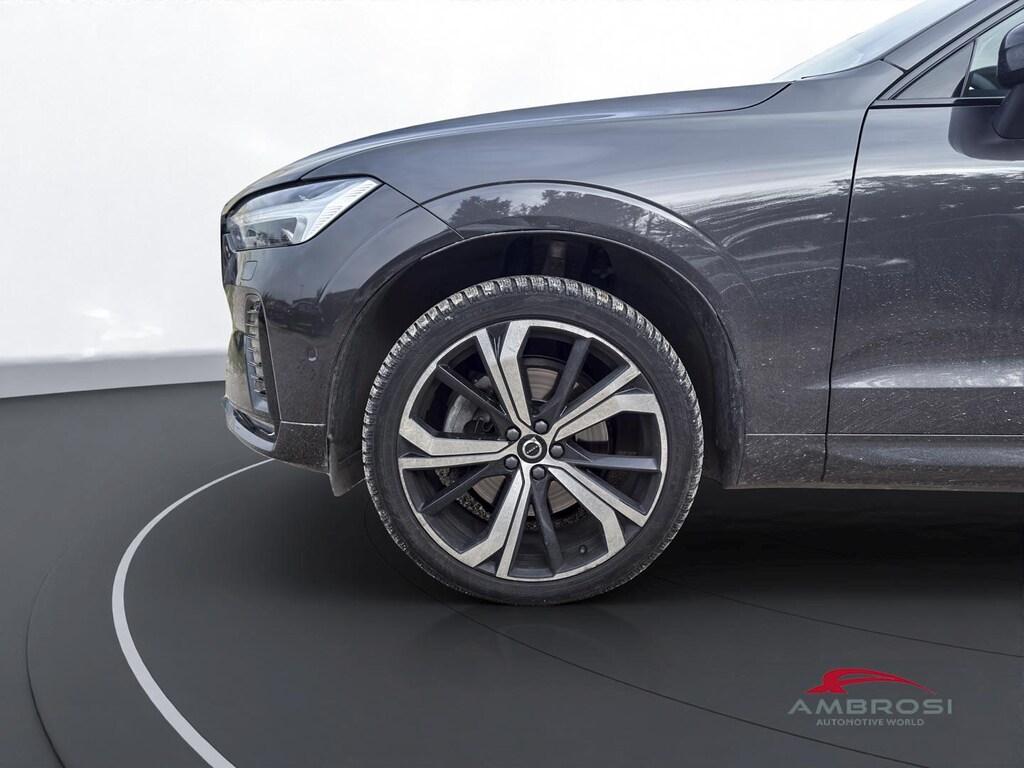 Volvo XC60 2.0 b4 Plus Dark awd auto