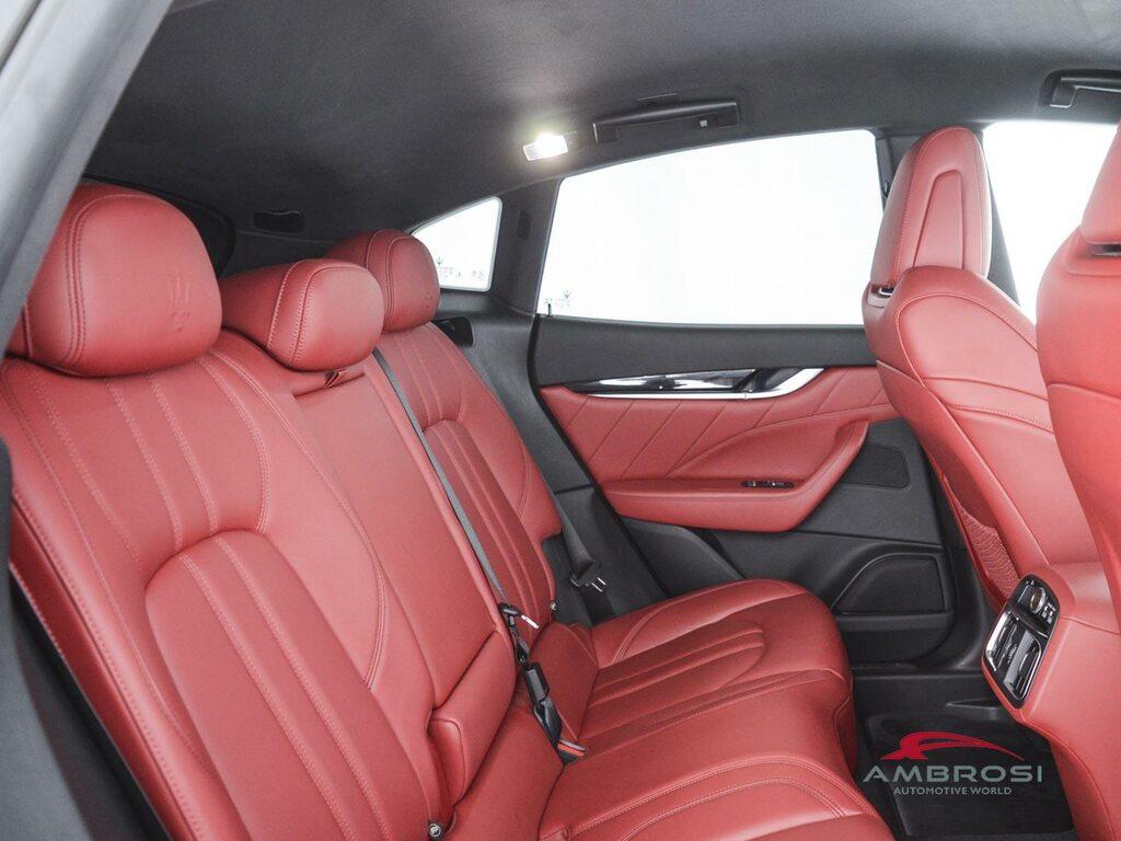 Maserati Levante 3.0 V6 Gransport 250cv auto my20