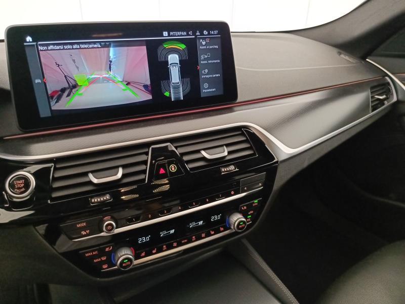 BMW Serie 5 530d Touring mhev 48V xdrive Msport auto