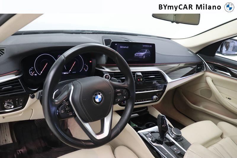 BMW Serie 5 530i Touring xdrive Luxury auto