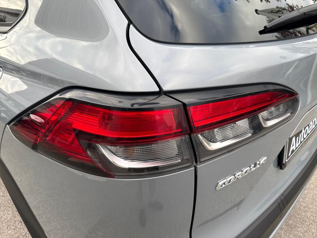 Toyota Corolla Cross 1.8h Lounge 2wd 140cv e-cvt