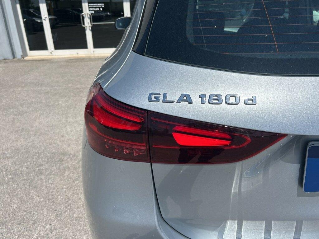 Mercedes GLA 180 d Advanced auto