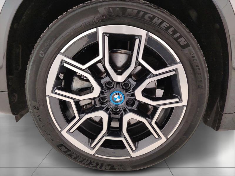 BMW iX1 30 xdrive X-Line