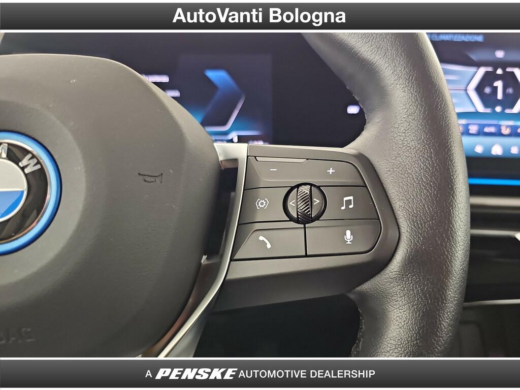 BMW iX1 edrive 20 X-Line