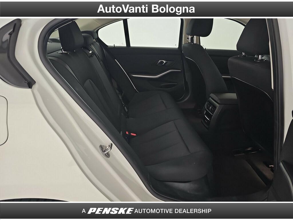 BMW Serie 3 316d mhev 48V auto