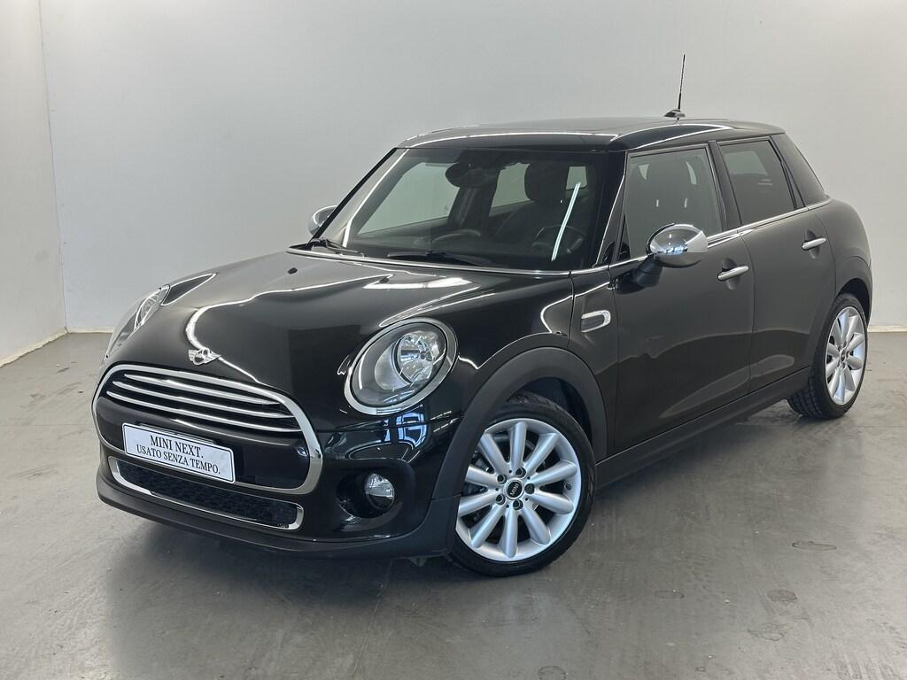 Mini Cooper D 1.5 D Cooper D Business XL Auto