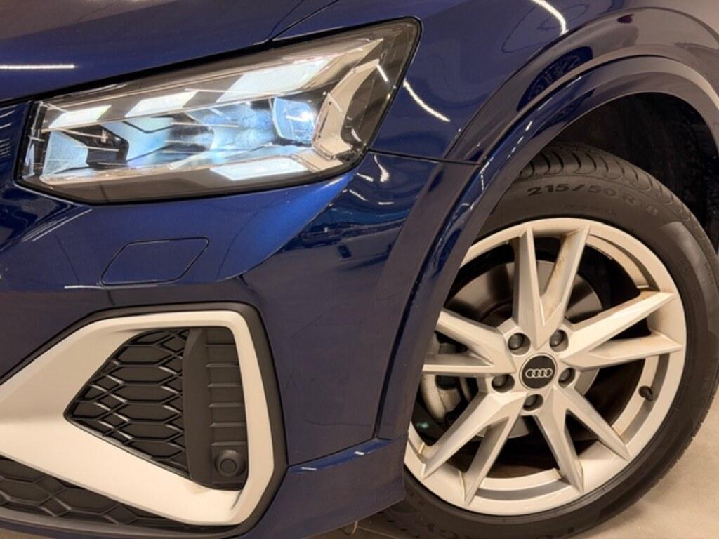 Audi Q2 35 2.0 tdi Identity Black s-tronic