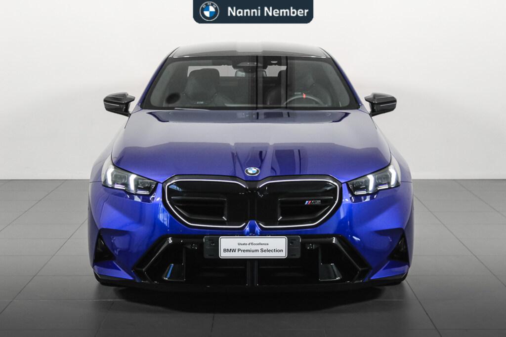 BMW M5 4.4 727cv auto