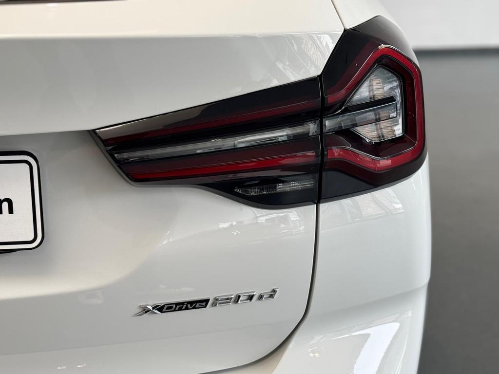 BMW X3 xdrive20d mhev 48V auto