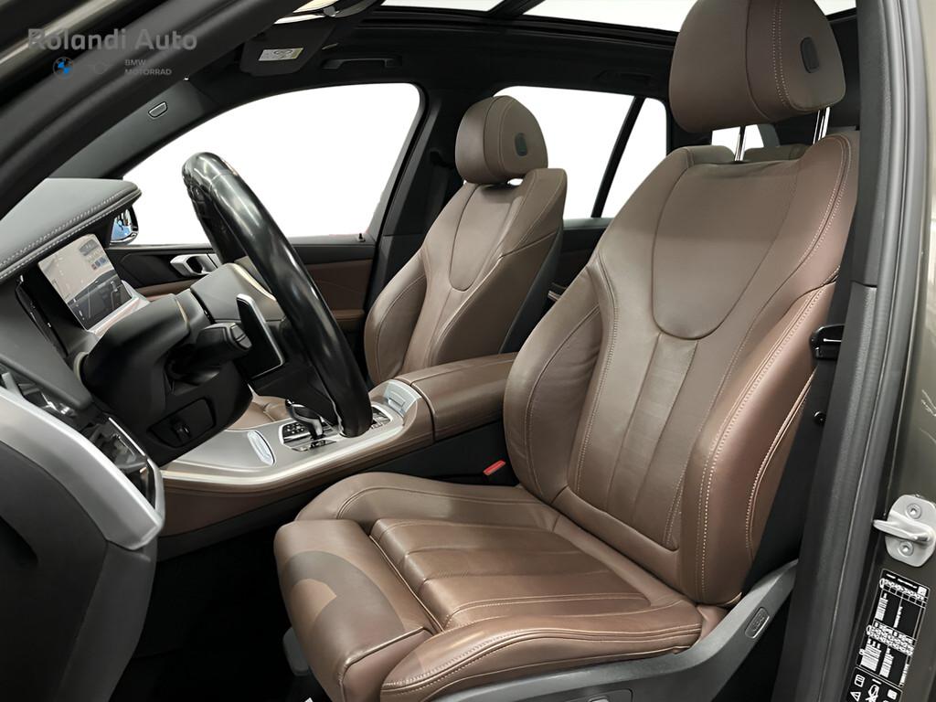 BMW X5 xdrive40d mhev 48V Msport auto