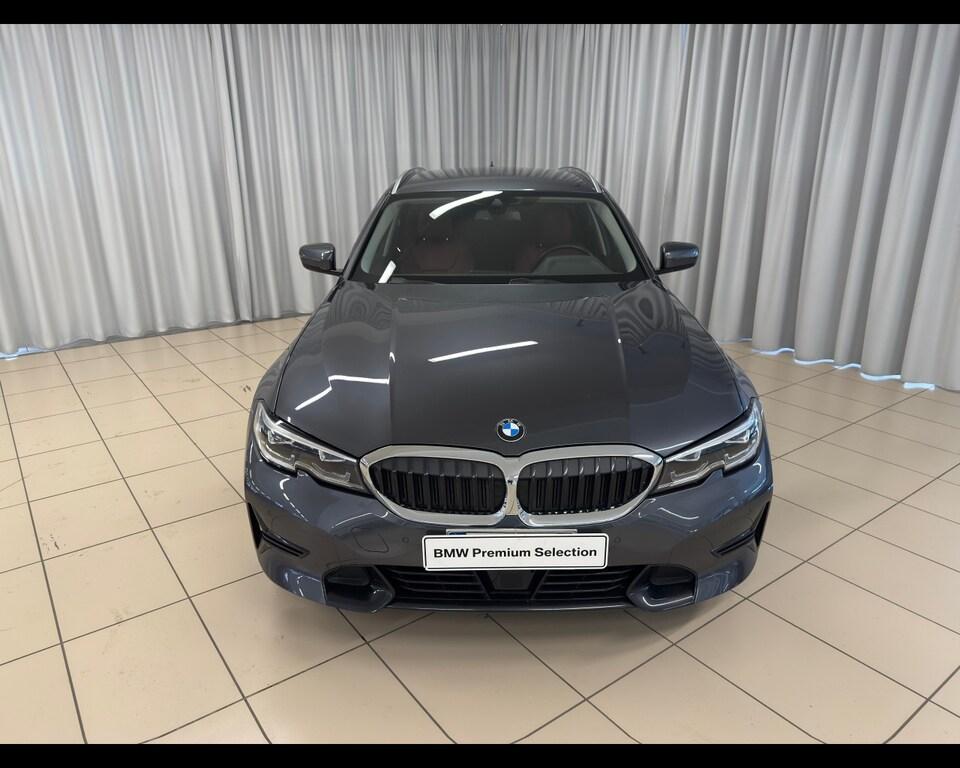 BMW Serie 3 320d Touring mhev 48V xdrive Luxury auto