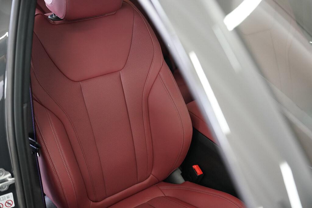 BMW Serie 3 320d mhev 48V xdrive auto