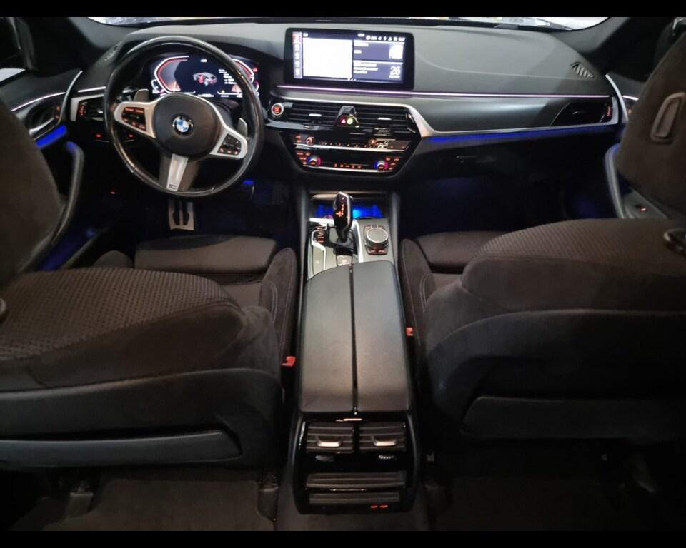 BMW Serie 5 520d Touring mhev 48V xdrive Msport auto