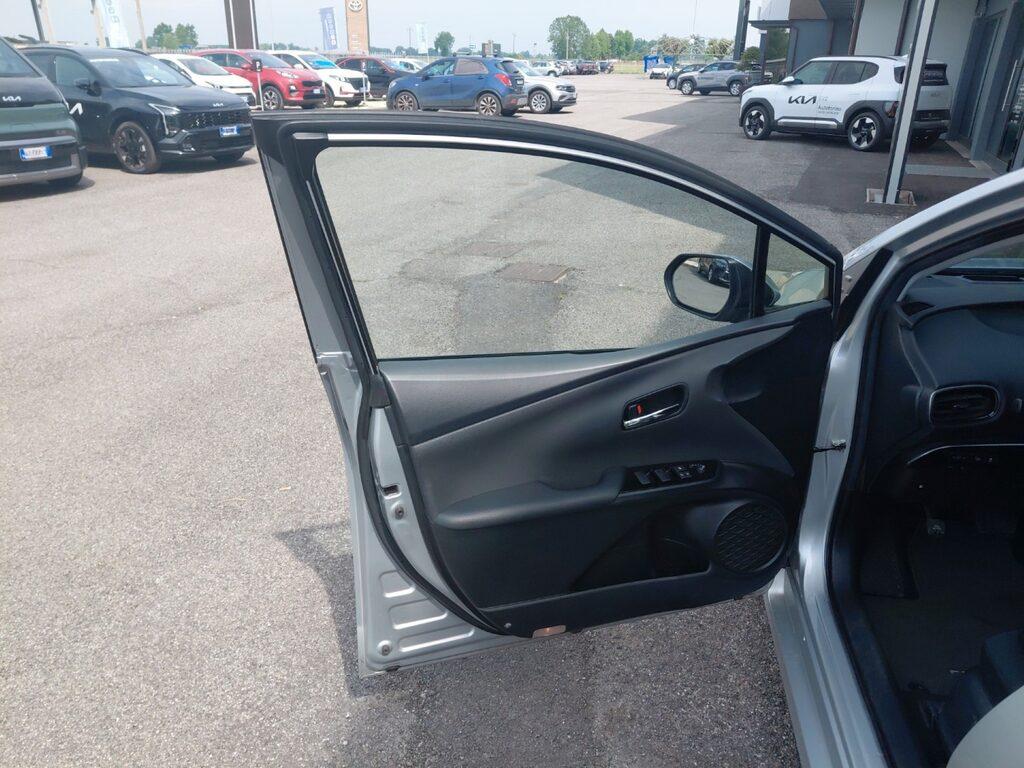 Toyota Prius 1.8 h Lounge awd-i ecvt my20